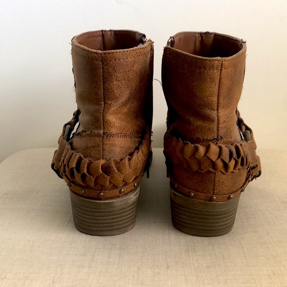 Western Style Cowboy Booties - Picture 3 of 3